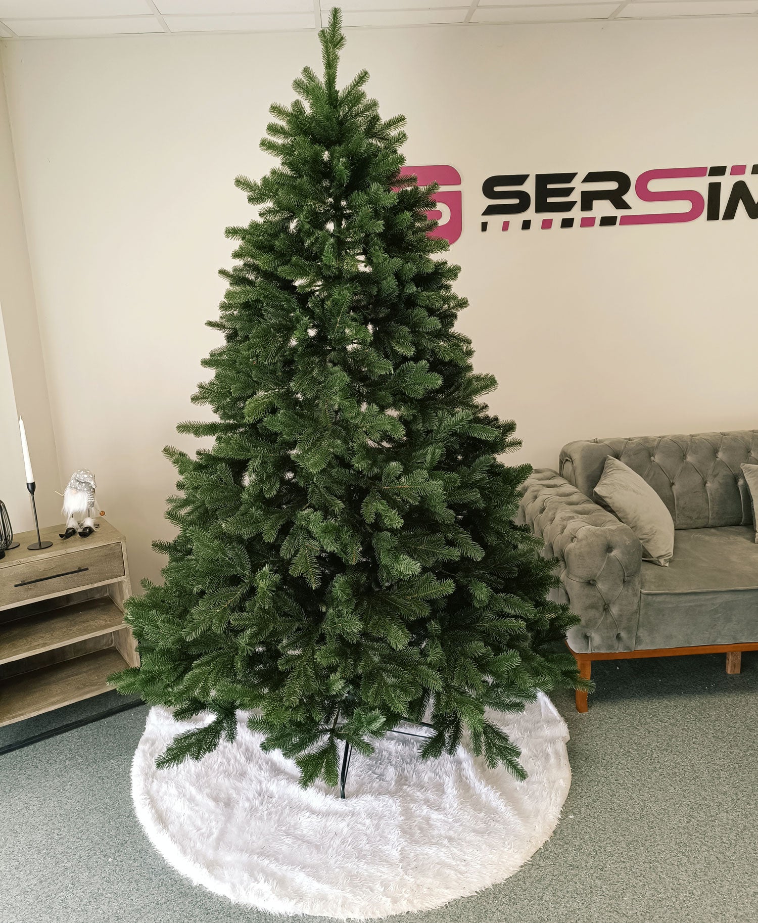 Brad artificial Christmas Deluxe by Sersimo, Kovalivska verde, 3D, 250cm