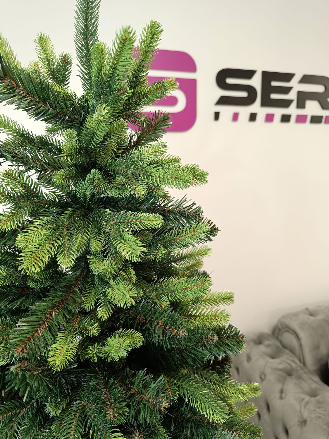 Brad artificial Christmas Deluxe by Sersimo, Carpati cu varfuri verzi, 2D+3D, 180cm