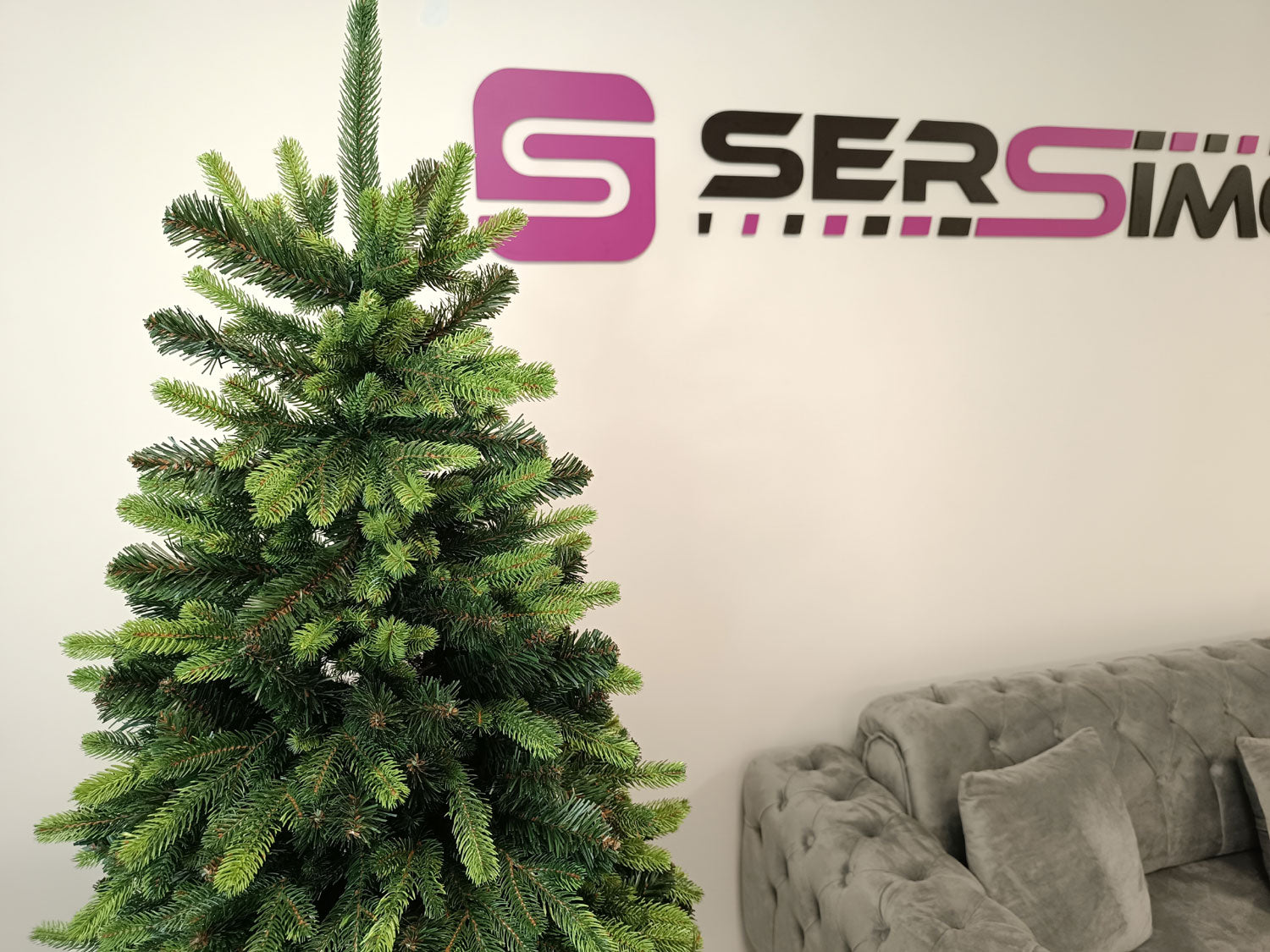 Brad artificial Christmas Deluxe by Sersimo, Carpati cu varfuri verzi, 2D+3D, 180cm