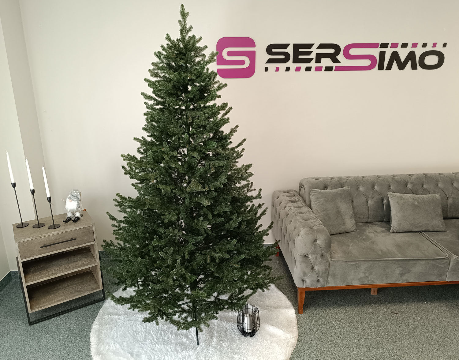 Brad artificial Christmas Deluxe by Sersimo, Viena verde, 3D, 210cm