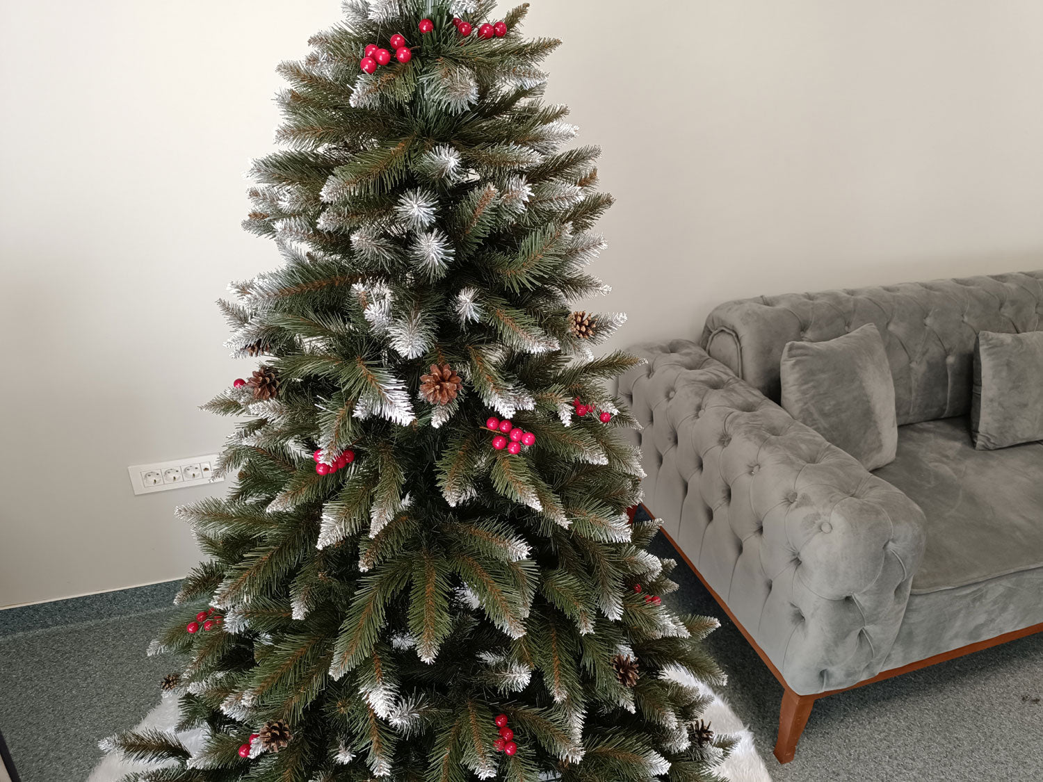 Brad artificial Christmas Deluxe by Sersimo, Frasin de Munte, 2D, 180cm