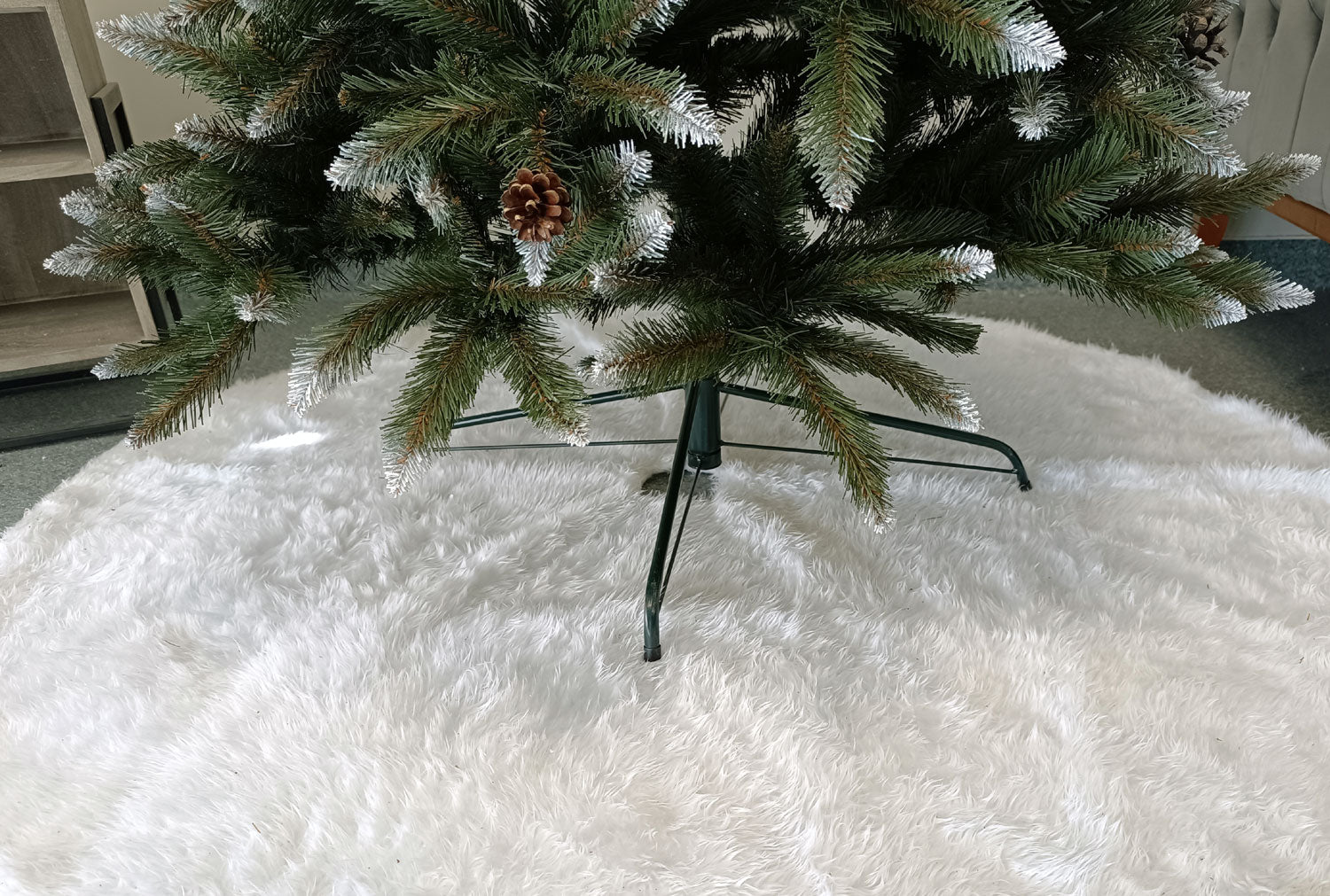 Brad artificial Christmas Deluxe by Sersimo, Frasin de Munte, 2D, 180cm