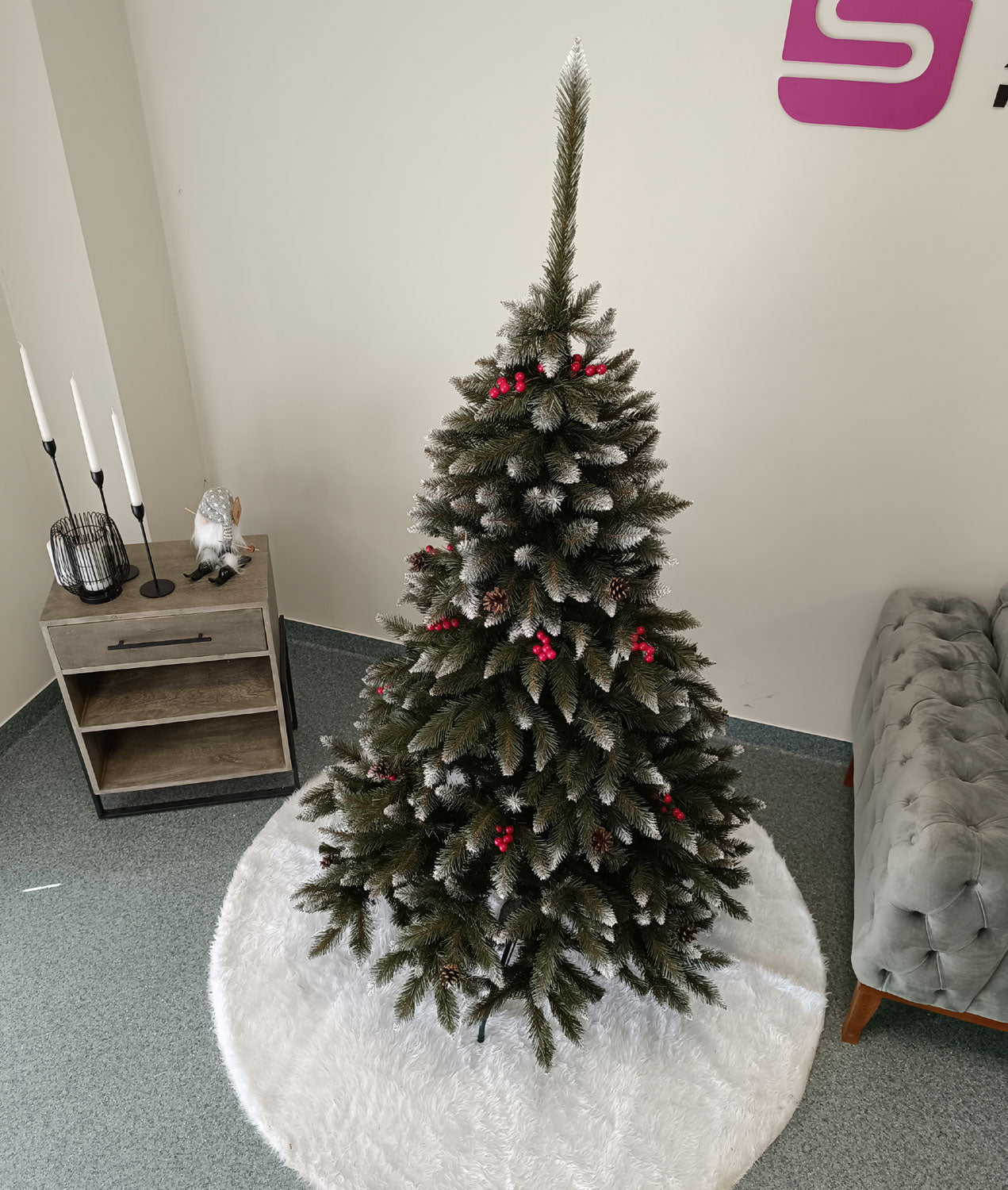 Brad artificial Christmas Deluxe by Sersimo, Frasin de Munte, 2D, 180cm