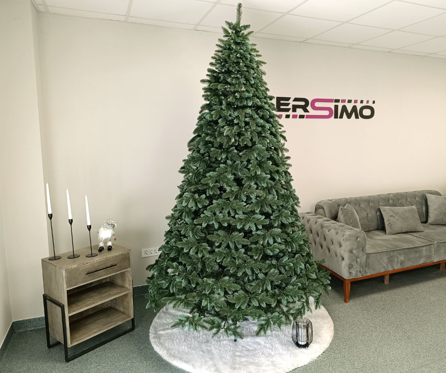 Brad artificial Christmas Deluxe by Sersimo, Canada argintiu, 3D, 230cm