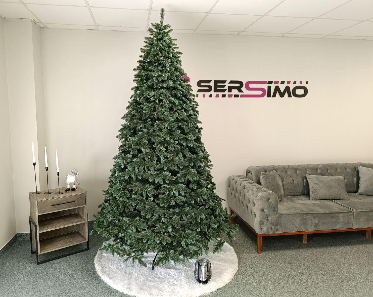 Brad artificial Christmas Deluxe by Sersimo, Canada argintiu, 3D, 230cm