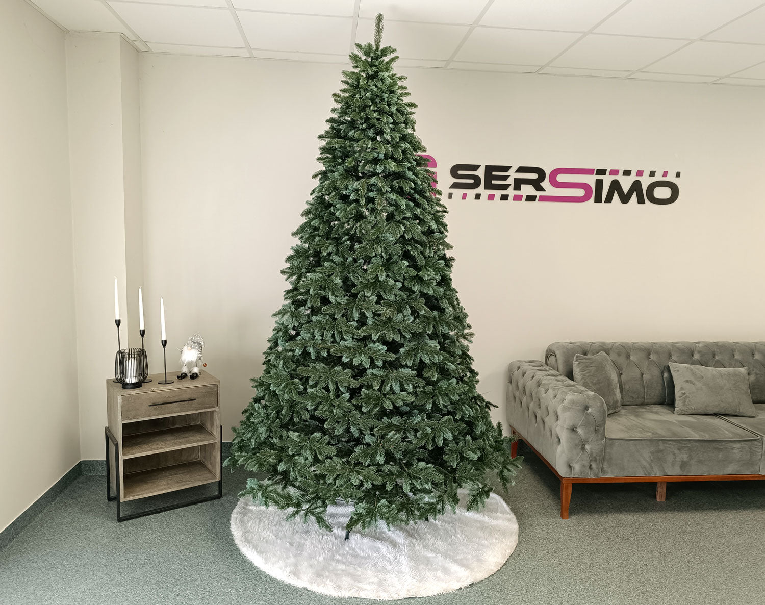 Brad artificial Christmas Deluxe by Sersimo, Canada argintiu, 3D, 250cm