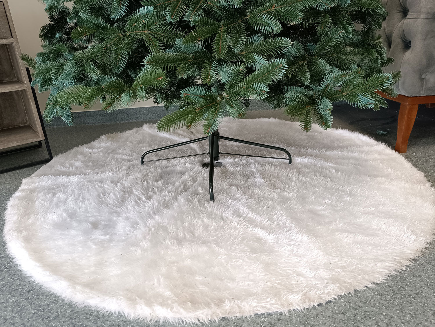 Brad artificial Christmas Deluxe by Sersimo, Canada argintiu, 3D, 210cm