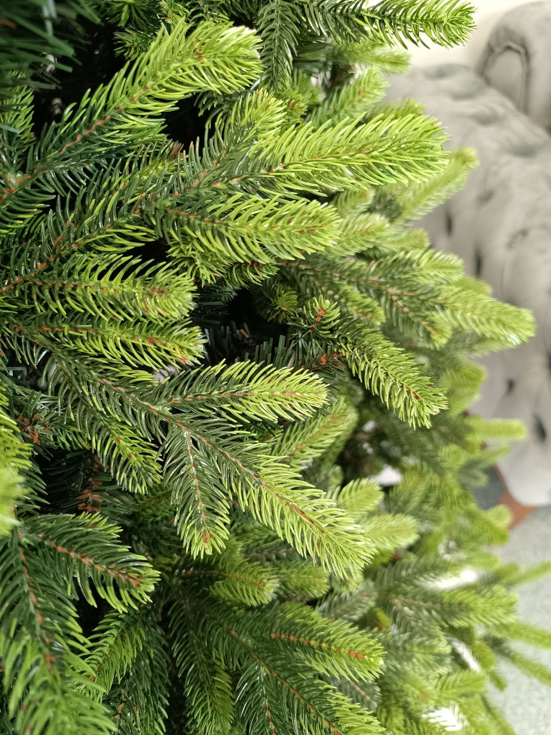 Brad artificial Christmas Deluxe by Sersimo, Carpati cu varfuri verzi, 2D+3D, 230cm