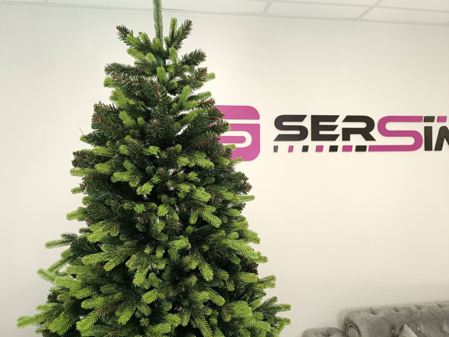 Brad artificial Christmas Deluxe by Sersimo, Carpati cu varfuri verzi, 2D+3D, 230cm