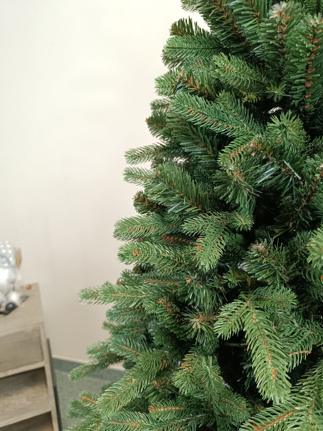 Brad artificial Christmas Deluxe by Sersimo, Carpati, 2D+3D, 180cm