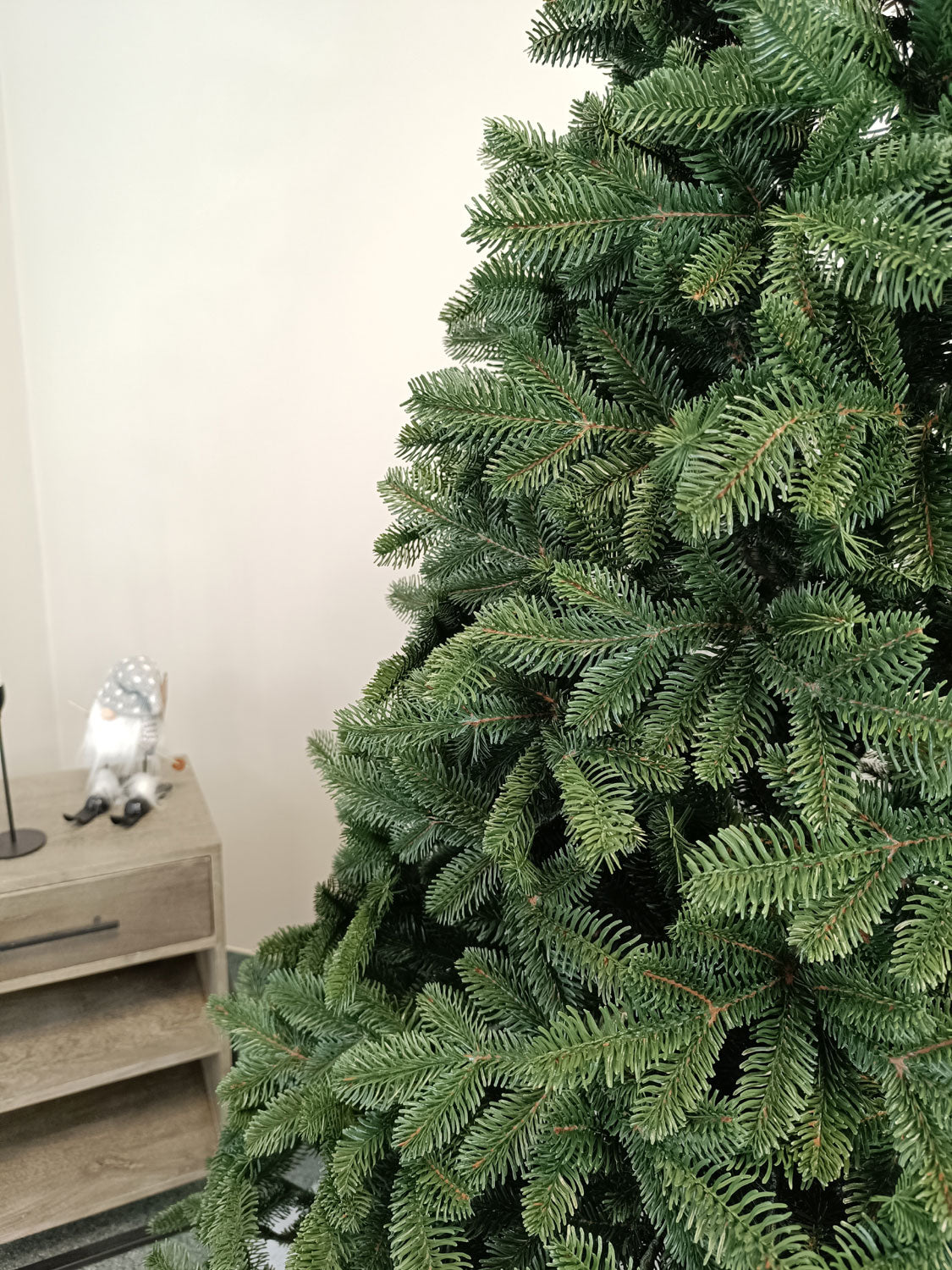 Brad artificial Christmas Deluxe by Sersimo, Canada verde, 3D, 210cm