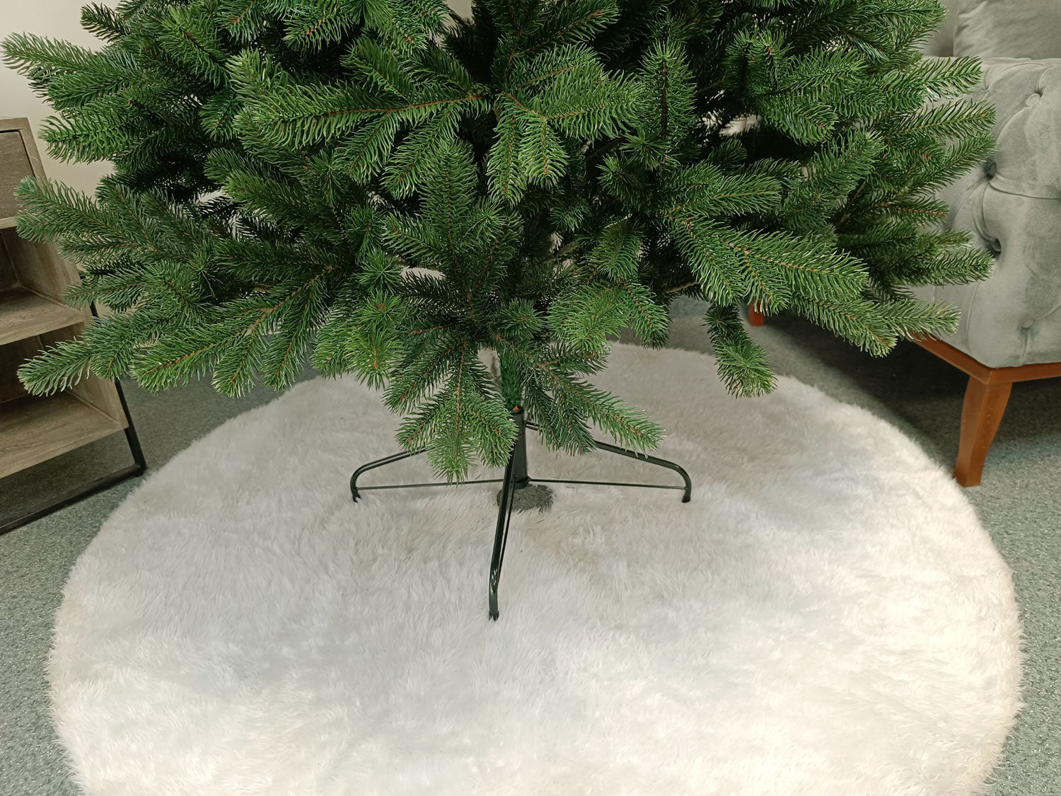 Brad artificial Christmas Deluxe by Sersimo, Kovalivska verde, 3D, 210cm