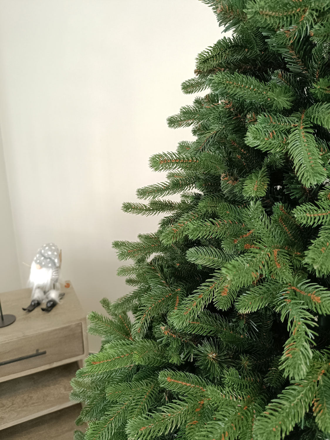 Brad artificial Christmas Deluxe by Sersimo, Carpati, 2D+3D, 210cm