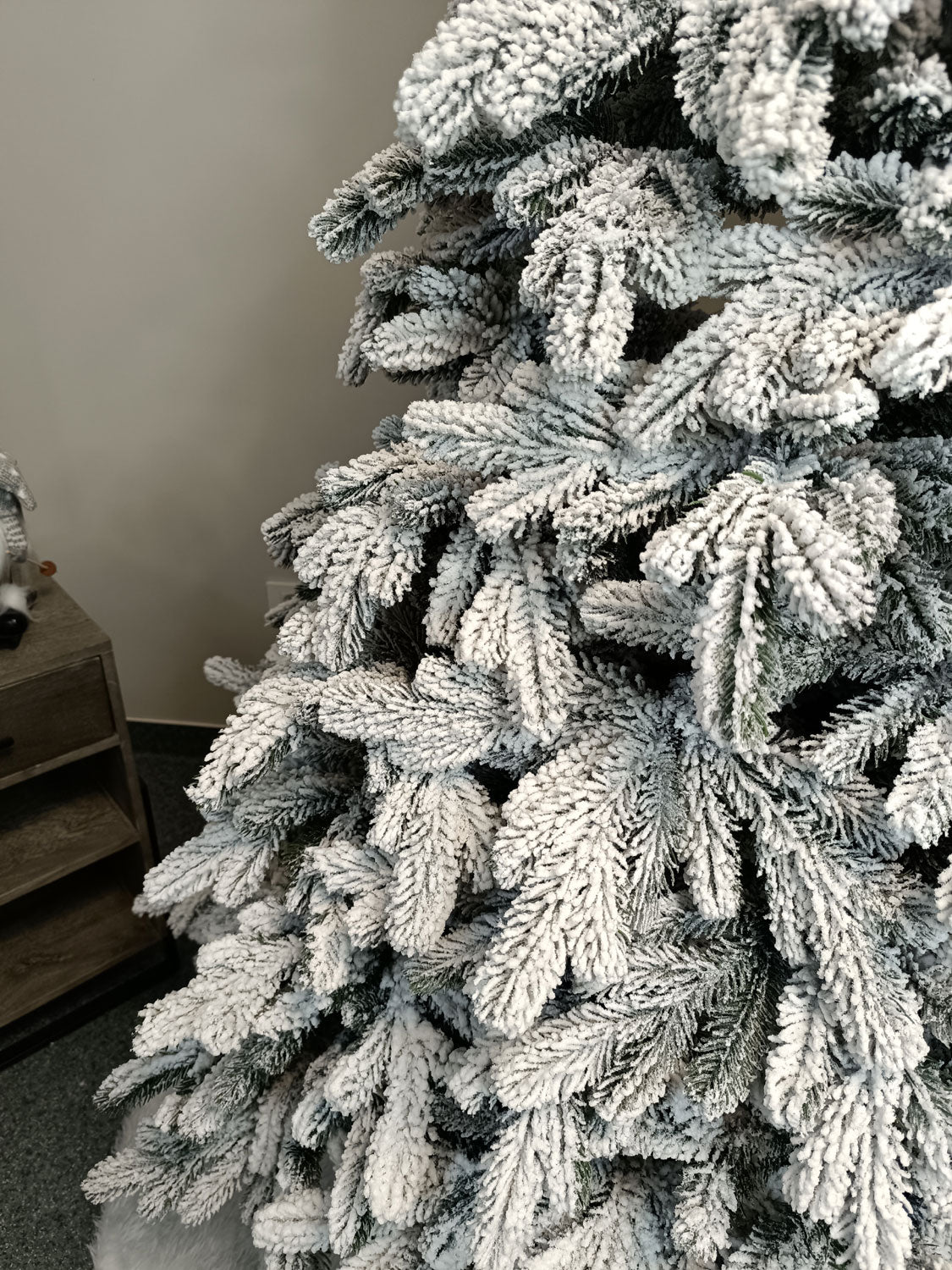 Brad artificial Christmas Deluxe by Sersimo, Kovalivska nins, 3D, 230cm