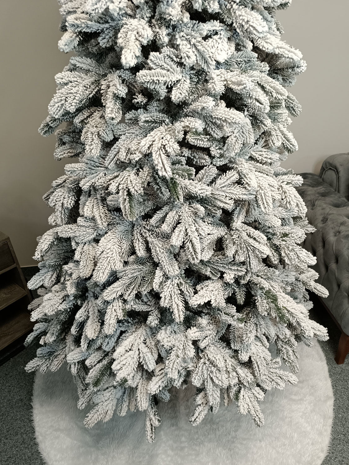 Brad artificial Christmas Deluxe by Sersimo, Kovalivska nins, 3D, 230cm