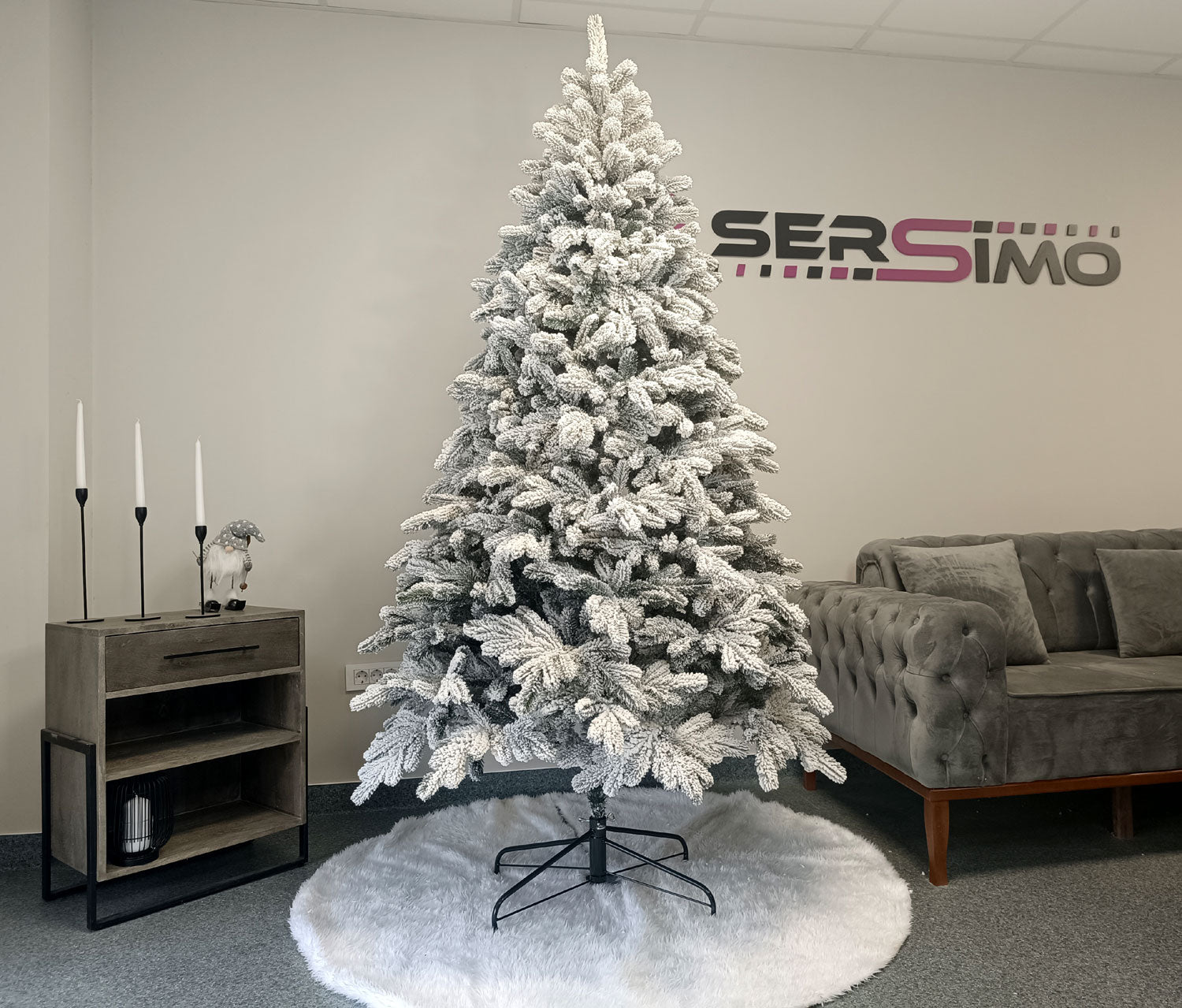 Brad artificial Christmas Deluxe by Sersimo, Kovalivska nins, 3D, 210cm