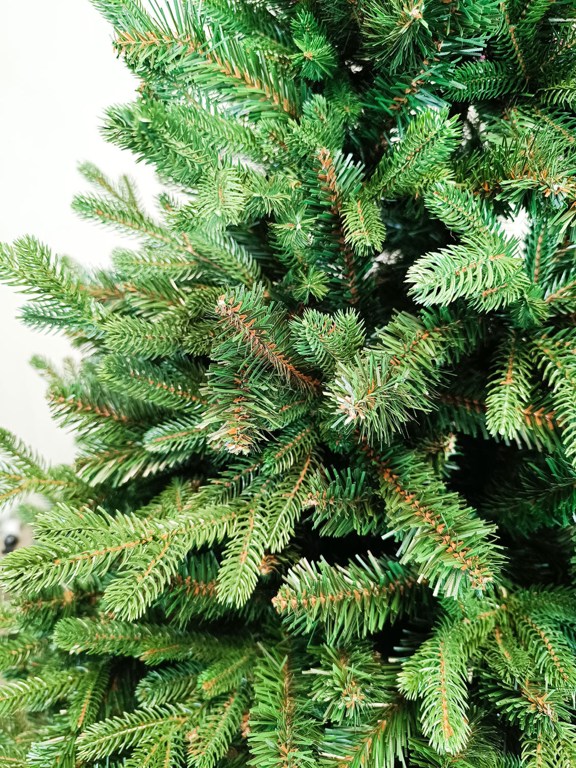 Brad artificial Christmas Deluxe by Sersimo, Royal Felara, 2D+3D, 210cm