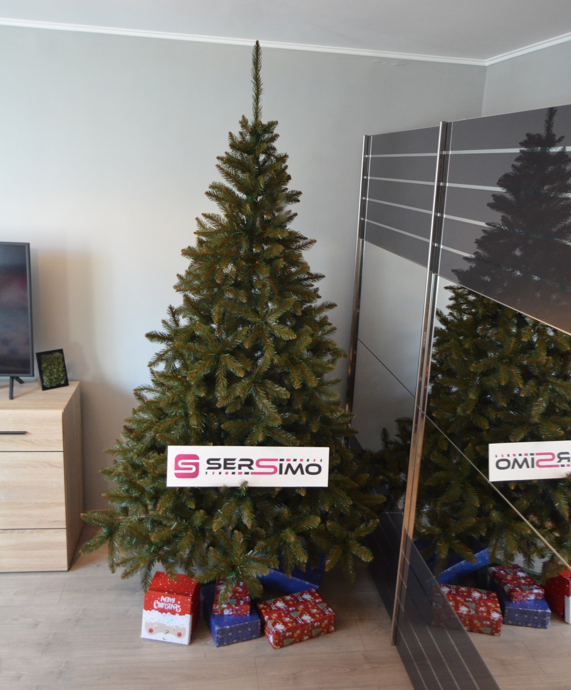 Brad artificial Christmas Deluxe by Sersimo, Royal, 240cm