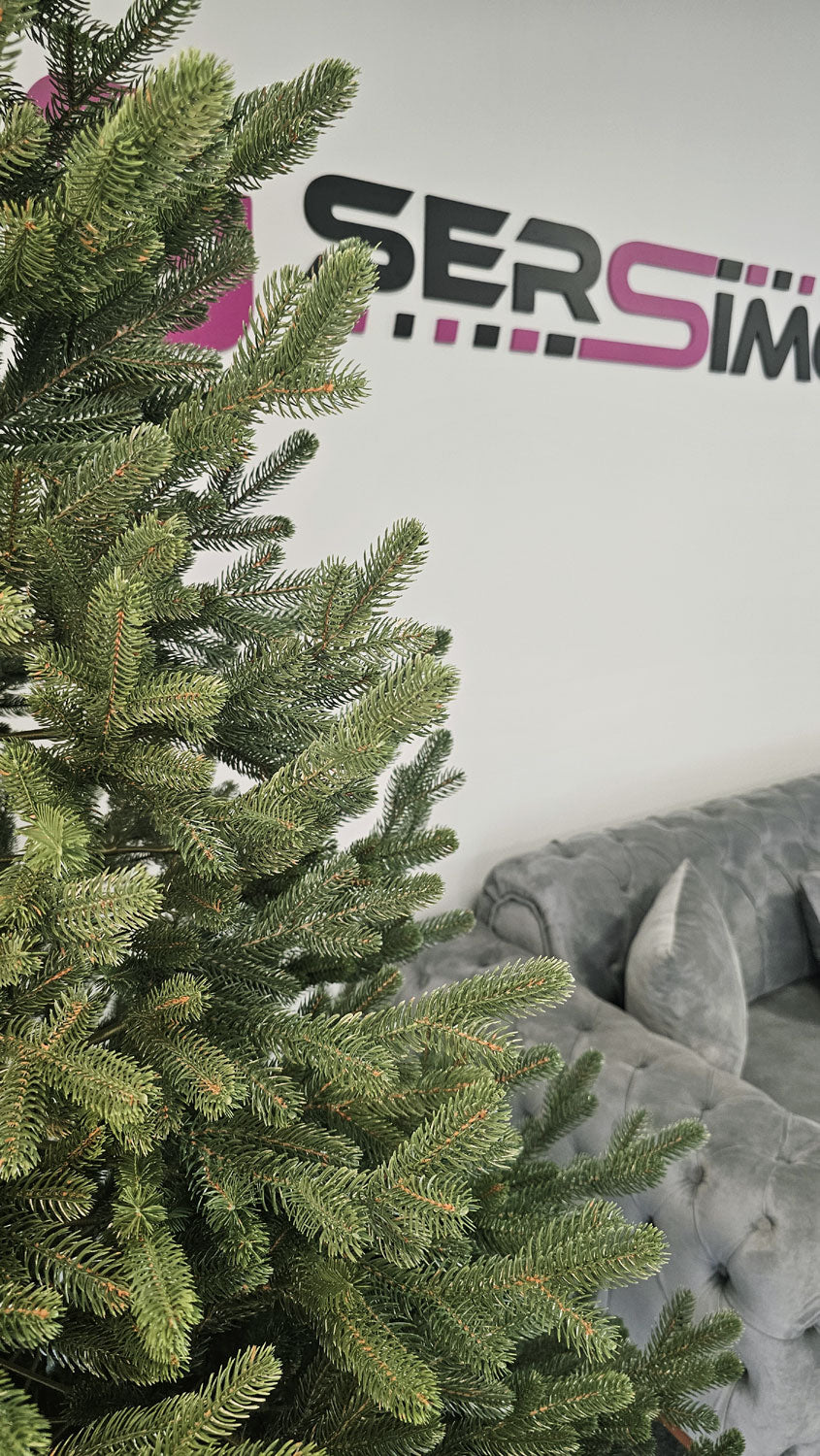 Brad artificial Christmas Deluxe by Sersimo, Viena verde, 3D, 250cm