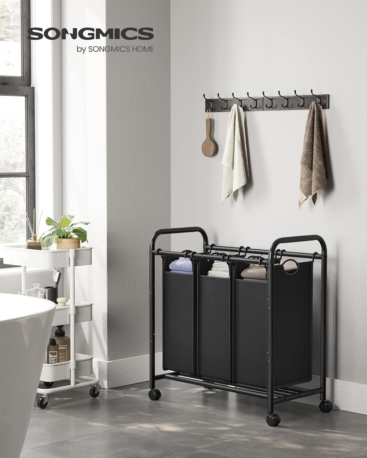 SONGMICS Cos de rufe cu 3 saci detasabili, structura metalica pe roti, 3x44L, 77x41x82cm, negru