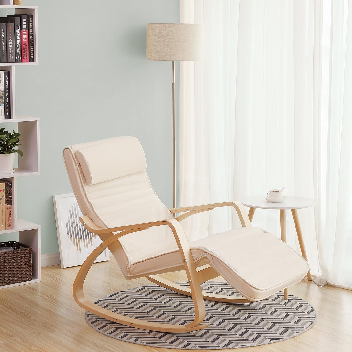 SONGMICS Scaun balansoar din lemn, suport picioare reglabil, maxim 150kg, 55x115x91cm, bej - 2