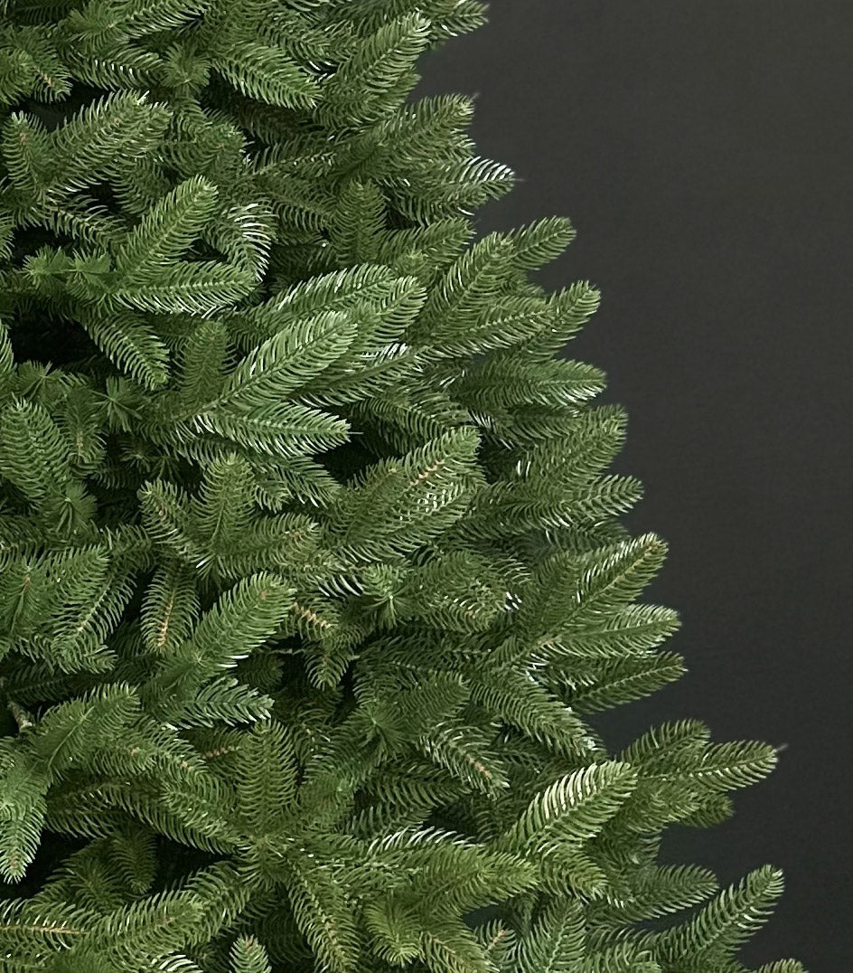 Brad artificial Christmas Deluxe by Sersimo, Belgia, 2D+3D, 210cm