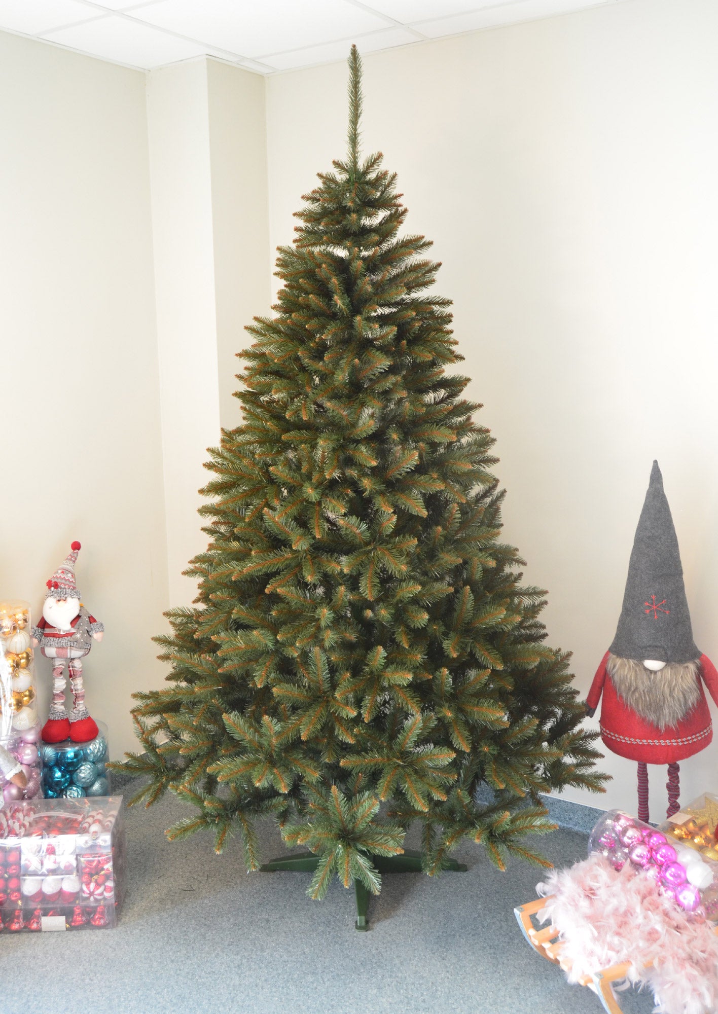 Brad artificial Christmas Deluxe by Sersimo, Royal, 240cm