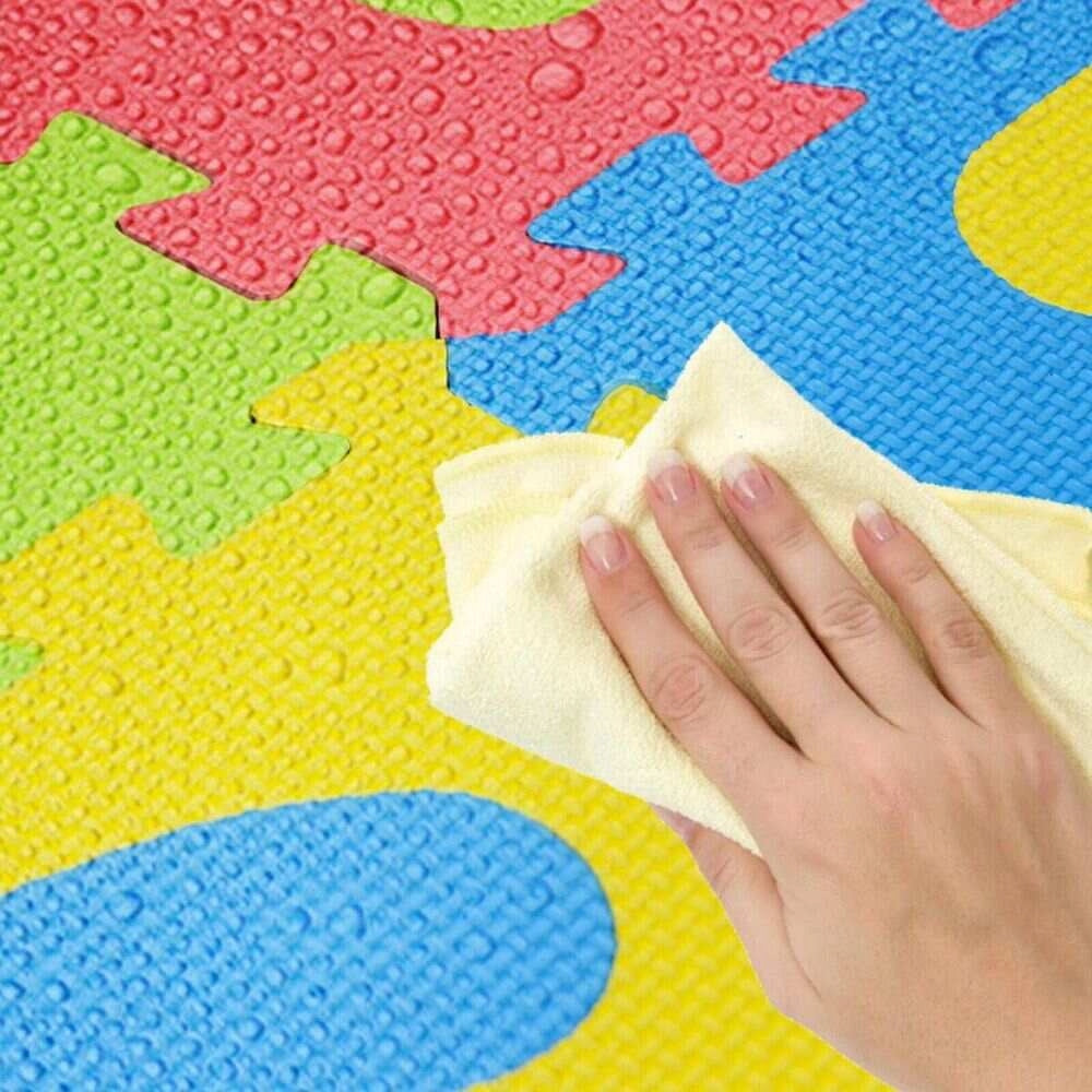 Covor din spuma pentru copii, tip puzzle alfabet, 61 piese, termoizolant, 170x150 cm, multicolor