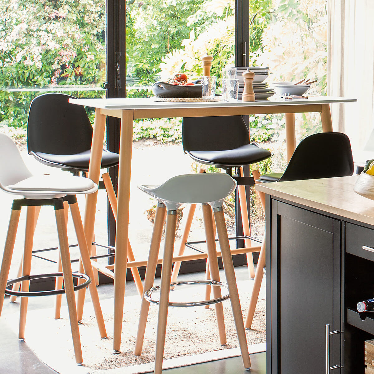 Scaun bar Atmosphera Maxon, 40x43x92 cm, picioare din fag, stil scandinav, alb