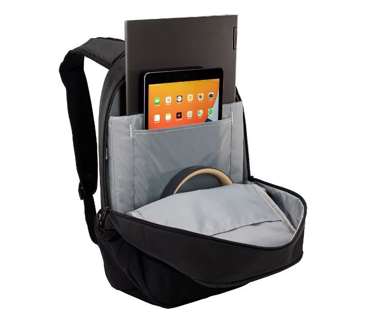 RUCSAC CASE LOGIC Jaunt, pt. notebook de max. 15.6", 2 compartimente, buzunar frontal, buzunar lateral x 2, waterproof, volum 23 litri, poliester reciclat, negru"WMBP215BLACK" / 3204869