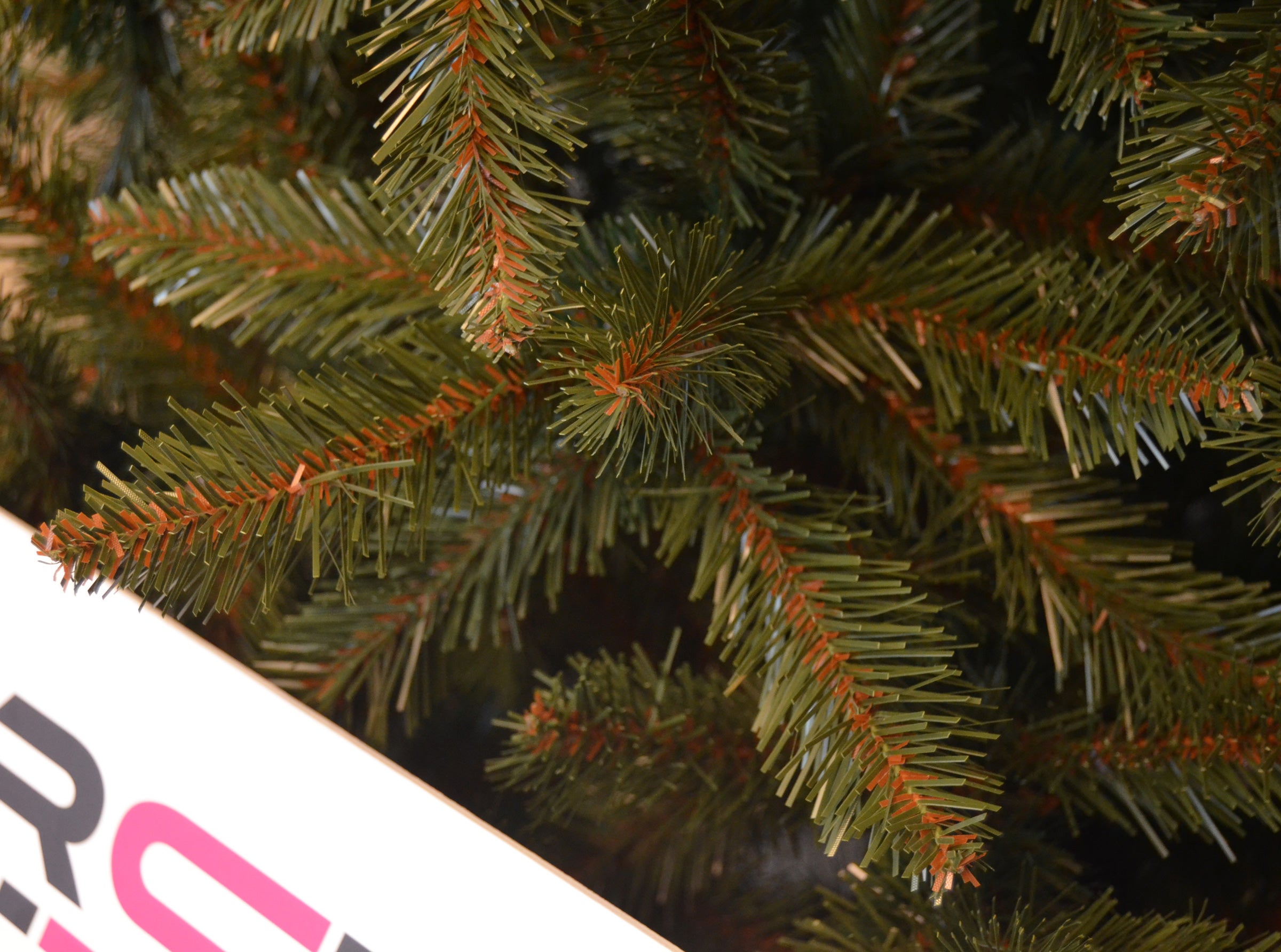 Brad artificial Christmas Deluxe by Sersimo, Royal, 240cm