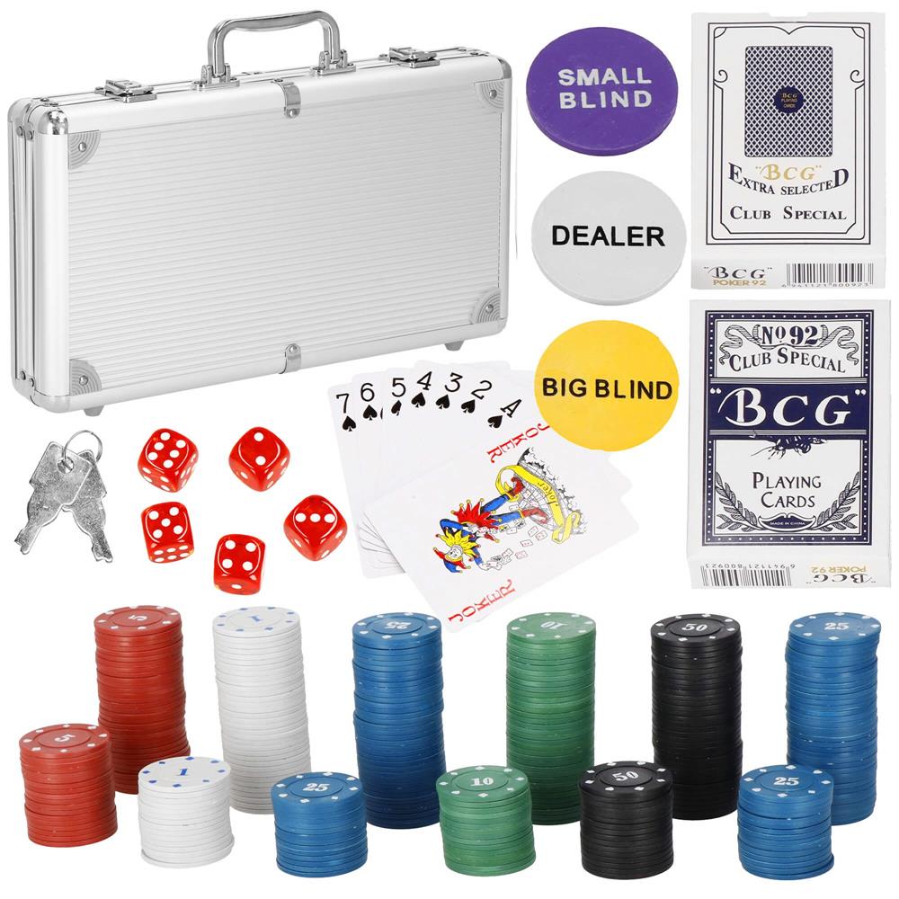 Set de Poker Complex cu 300 de jetoane, 2 seturi de carti, 5 zaruri, in servieta aluminiu