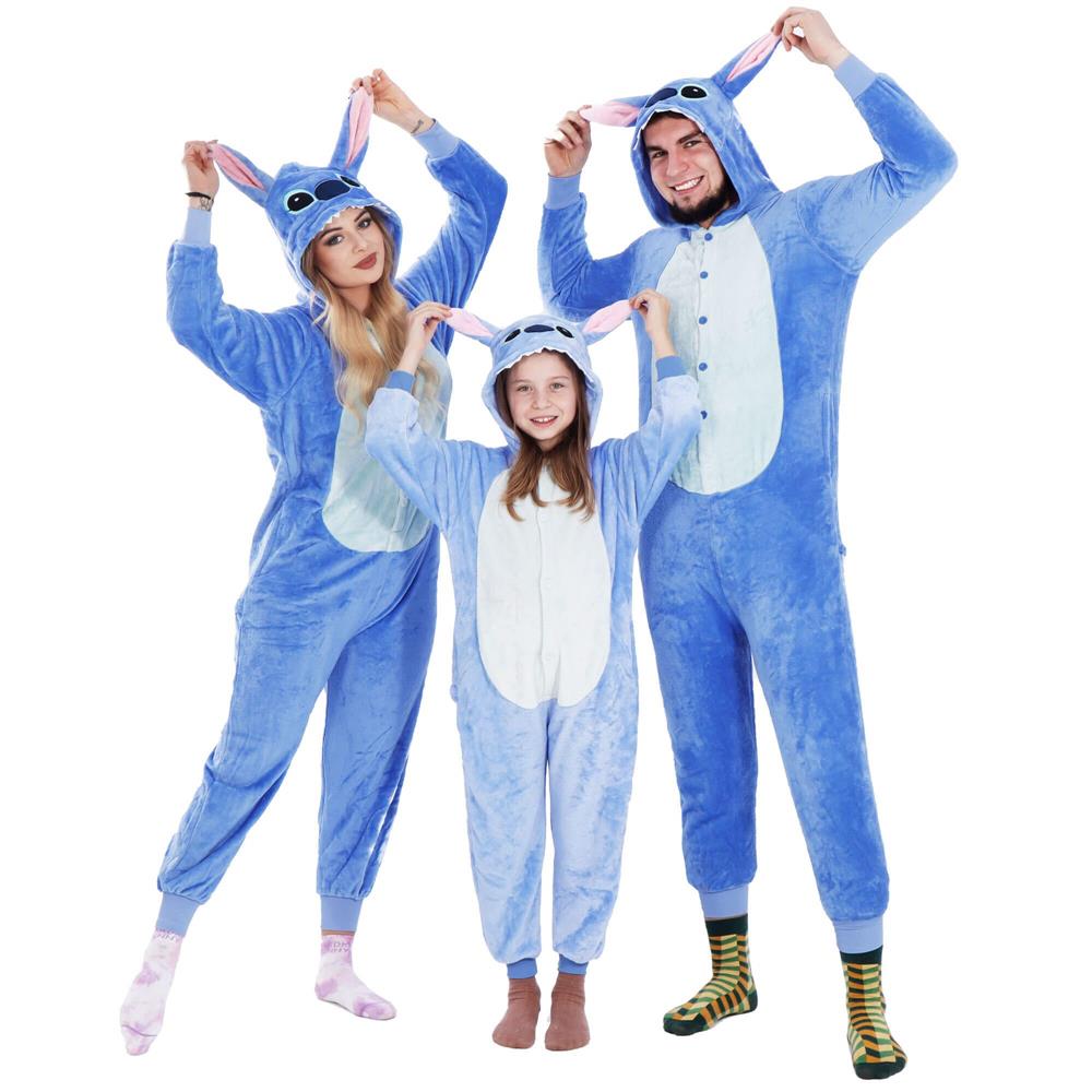 Pijama tip salopeta pentru adulti, model Stitch, marime L