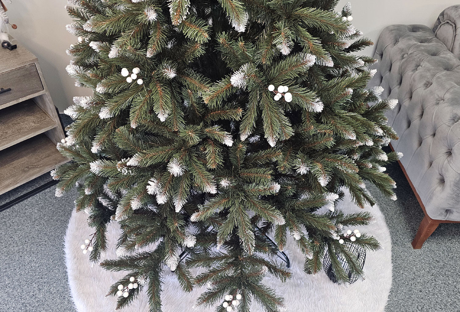 Brad artificial Christmas Deluxe by Sersimo, WhiteBerry, 2D, 220cm