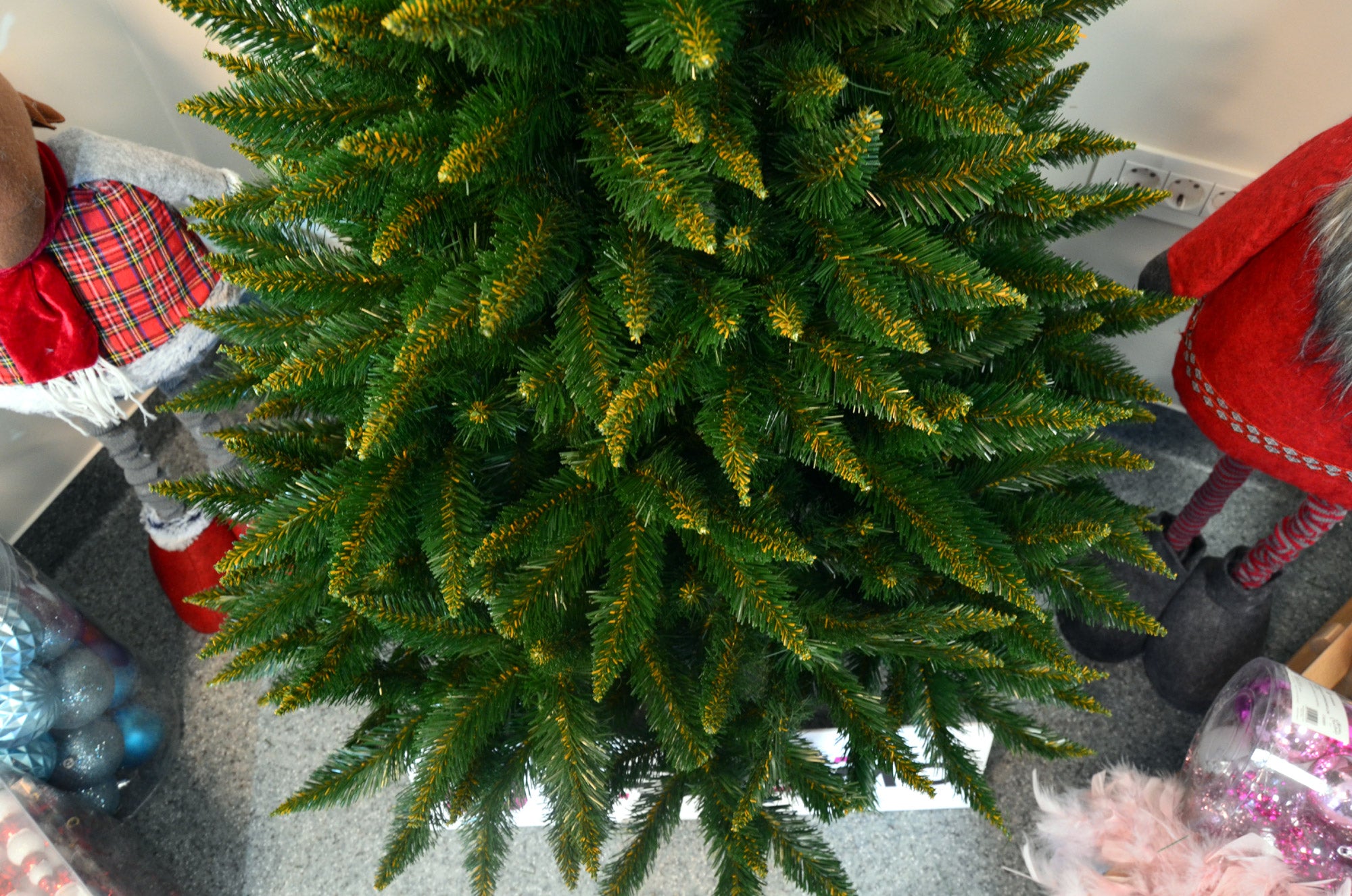 Brad artificial Christmas Deluxe by Sersimo, Himalaya, 150cm