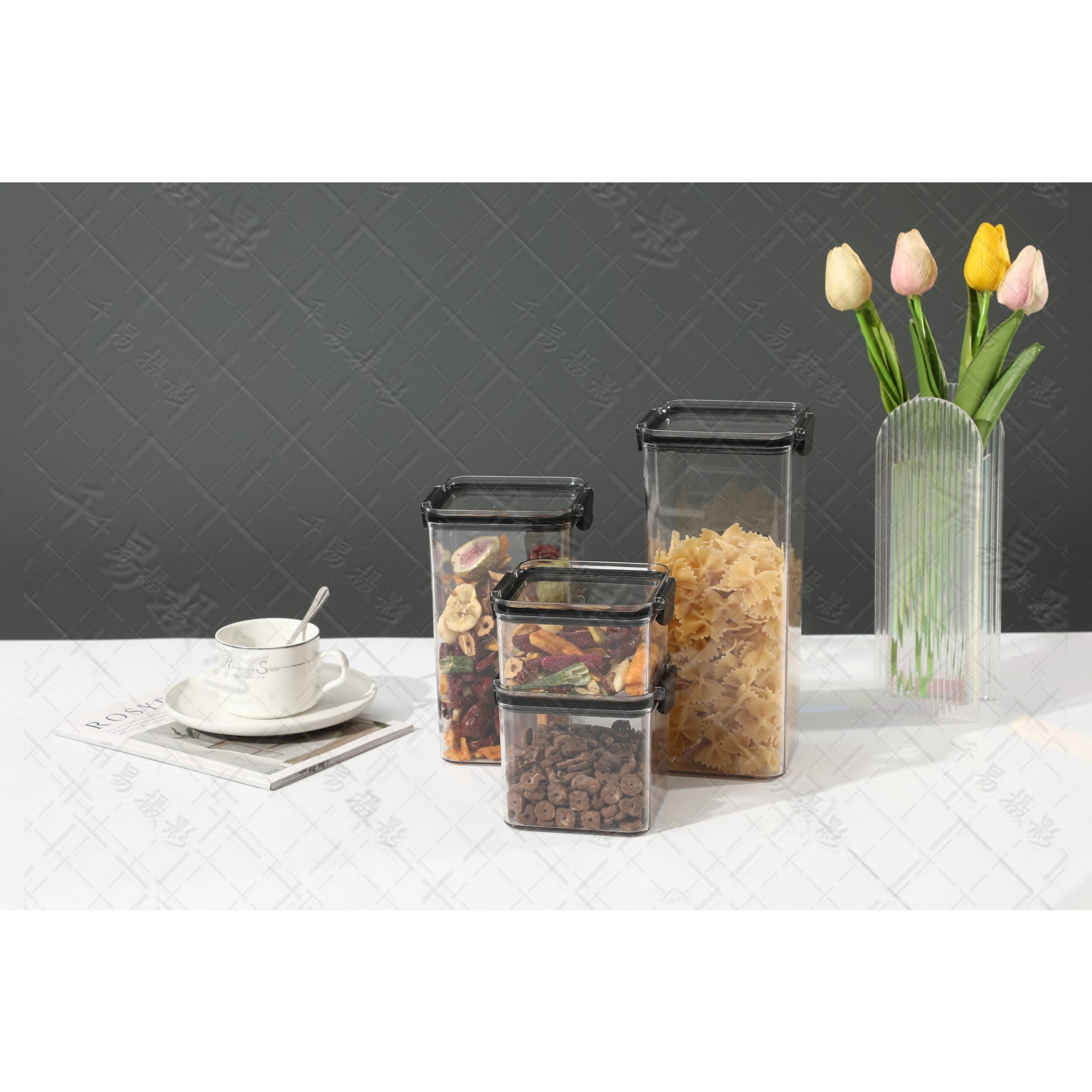 Recipient din Plastic, pentru Alimente/Obiecte, Inchidere Ermetica, 10.2 x 6.6 cm, 460 ml, Transparent