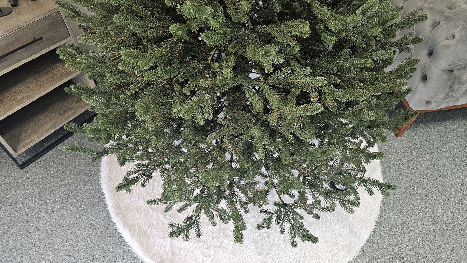 Brad artificial Christmas Deluxe by Sersimo, Viena verde, 3D, 230cm