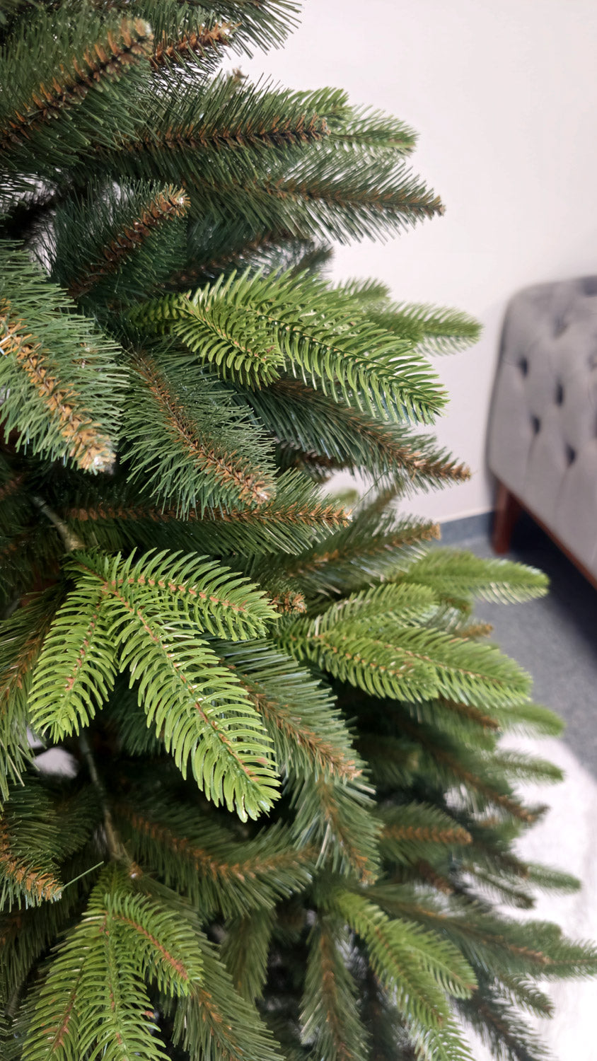 Brad artificial Christmas Deluxe by Sersimo, Victoria Special, 2D+3D, 180cm