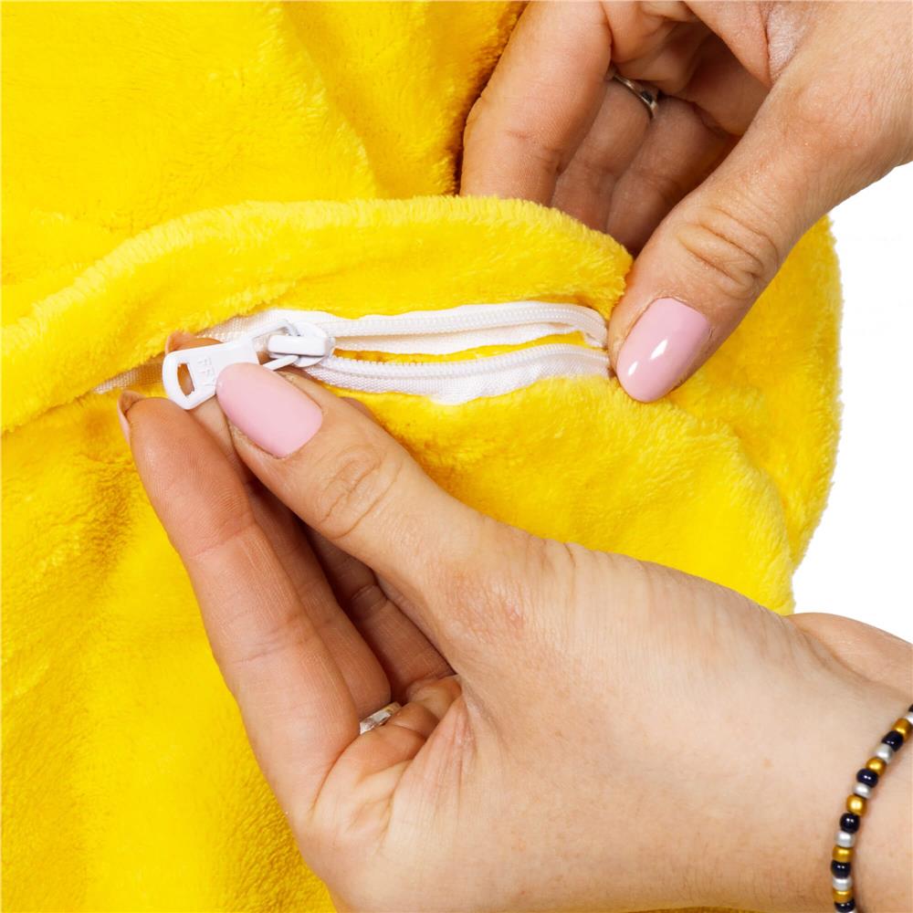 Pijama tip salopeta pentru adulti, model Pikachu, marime L
