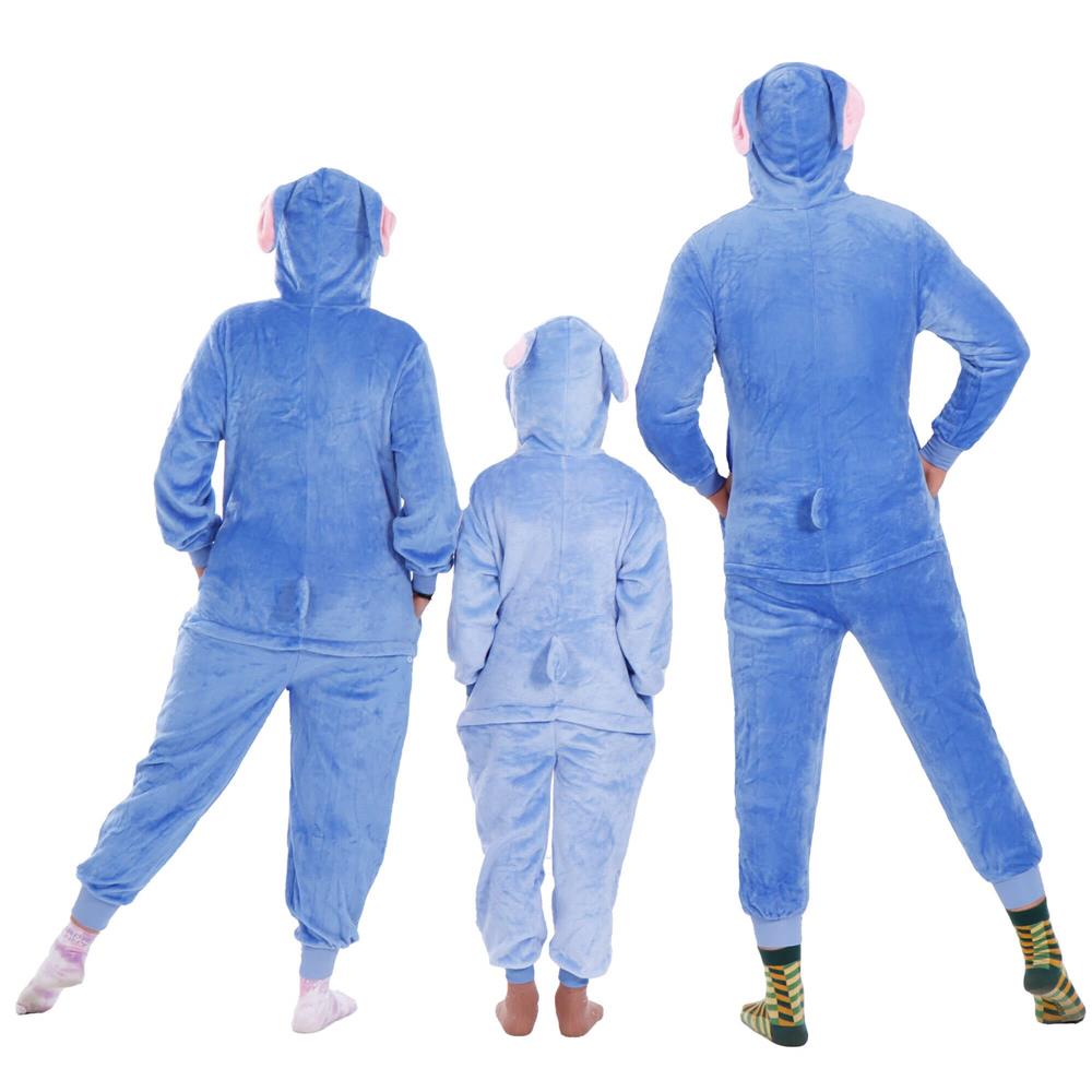 Pijama tip salopeta pentru adulti, model Stitch, marime M