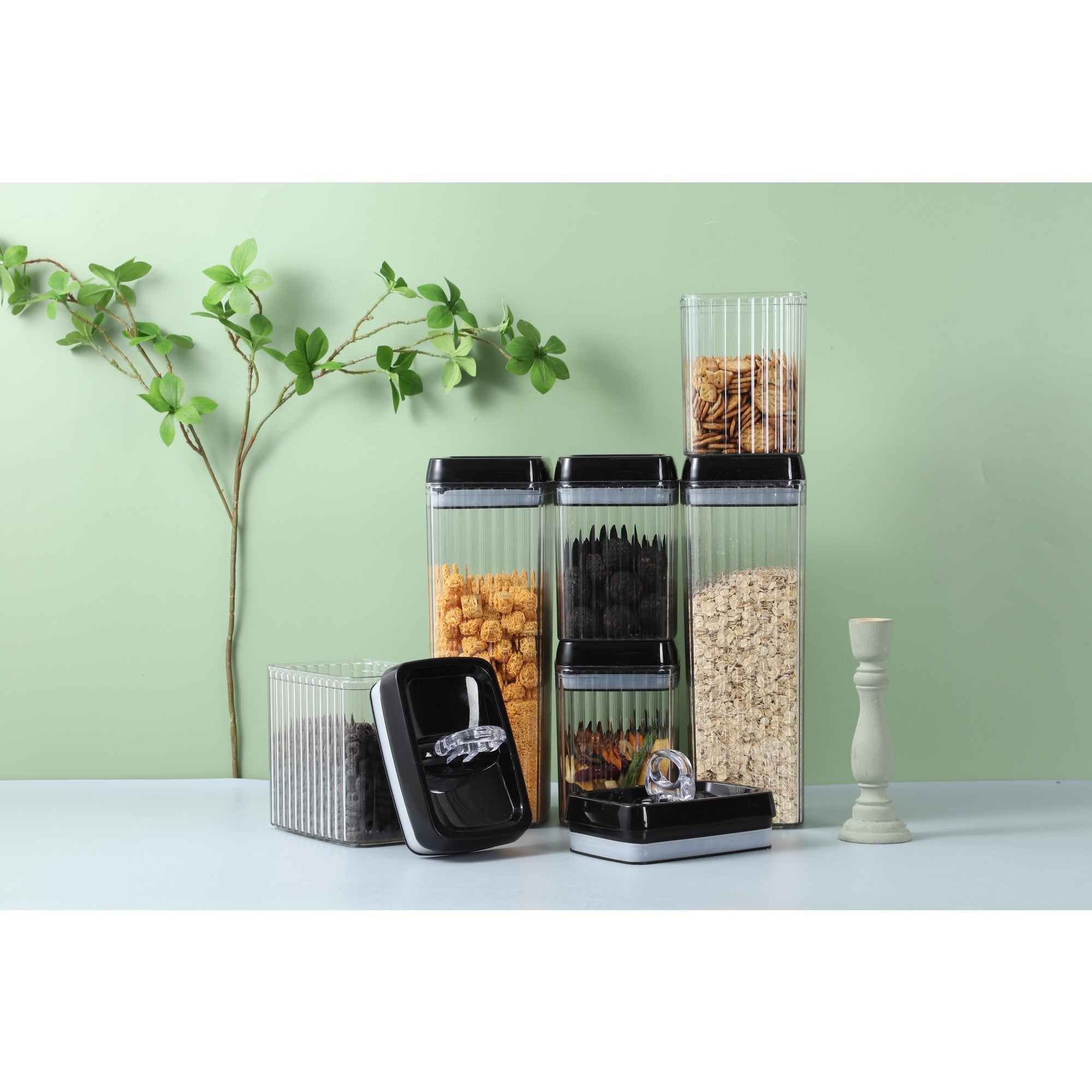 Set 5 Recipiente din Plastic, pentru Alimente/Obiecte, Inchidere Ermetica, Textura Ondulata, 4 x 1.5l, 1 x 3.3 l, Transparent
