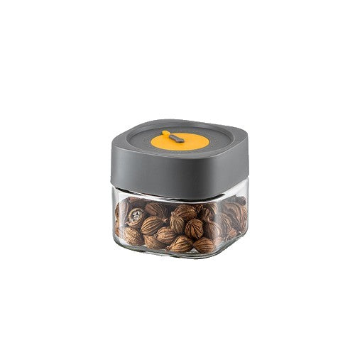 Borcan Alimentar din sticla cu Capac Vid, 500 ml, Inchidere Ermetica pentru Orice Tip de Produse, Design Patrat, 10 x 10 x 9 cm, Transparenta cu Capac Gri