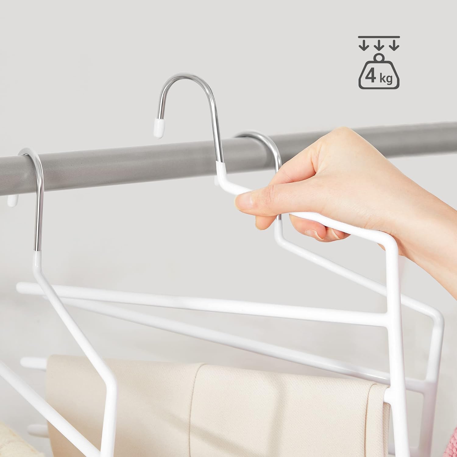 SONGMICS Set de 4 umerase pentru pantaloni, anti-alunecare, capacitate 5 perechi per umeras, 32cm, alb