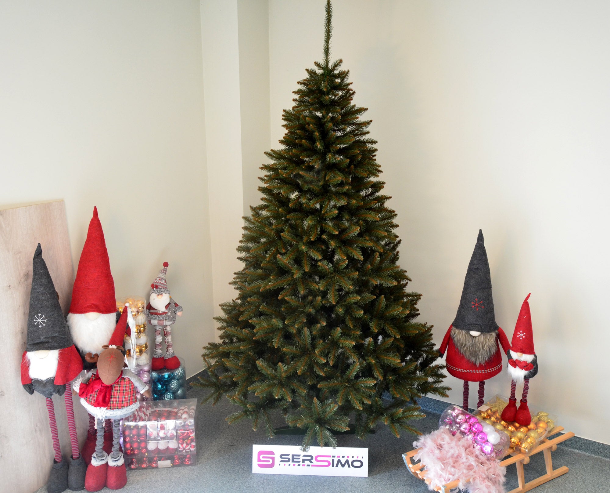 Brad artificial Christmas Deluxe by Sersimo, Royal, 240cm