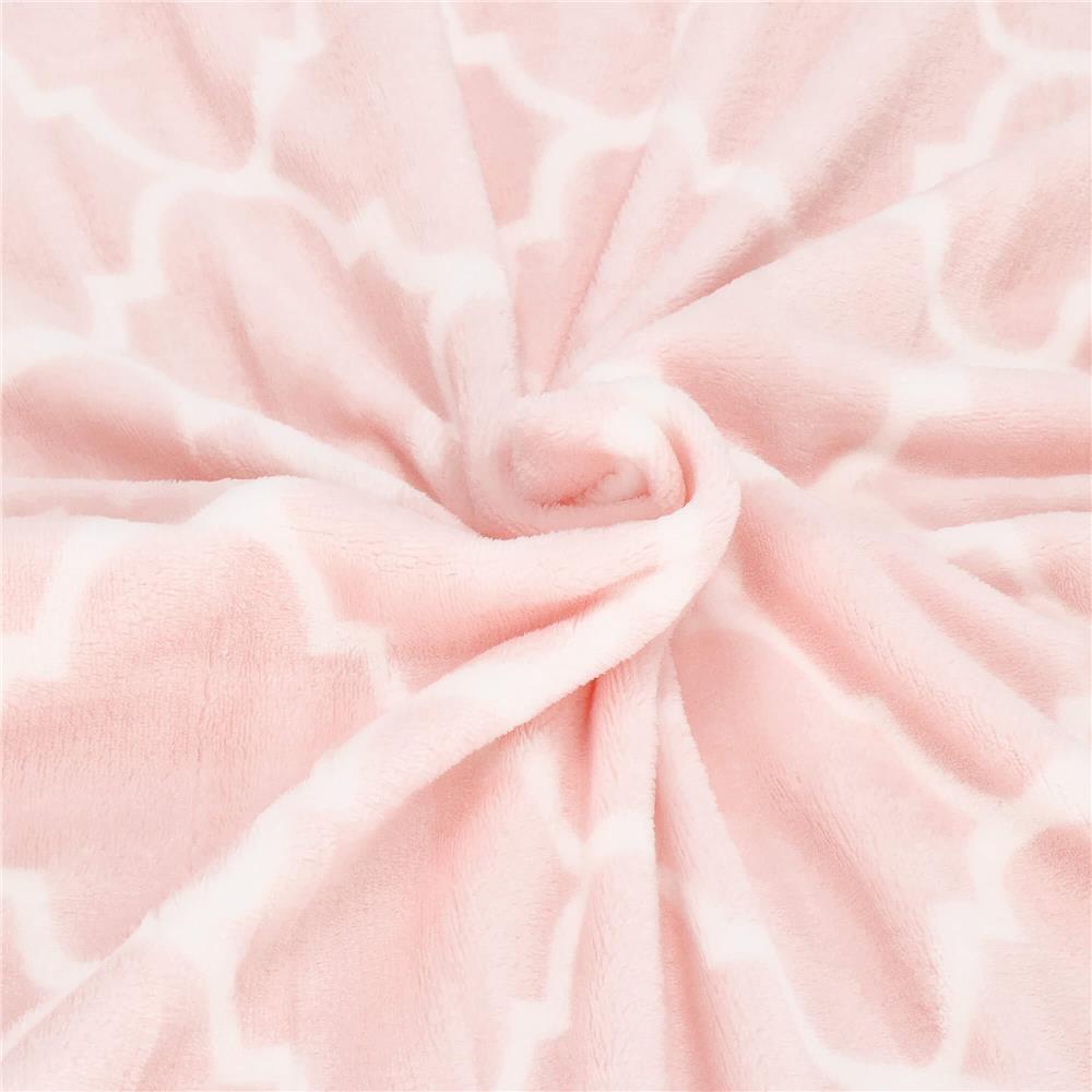 Patura pufoasa pentru 2 persoane, 200x220cm, cu model trifoi marocan, roz