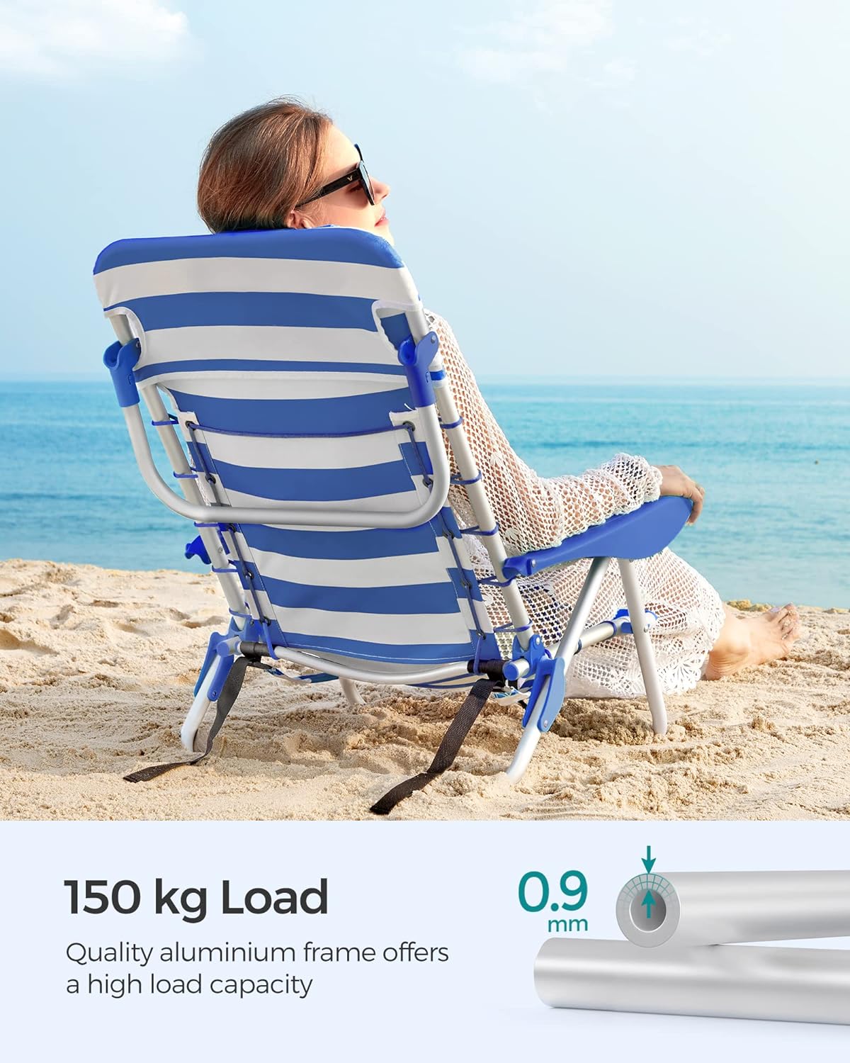 SONGMICS Scaun de plaja portabil cu spatar rabatabil in 4 pozitii, cu cotiere, maxim 150kg, alb albastru