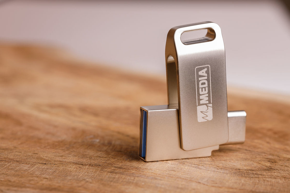 MyMedia My Media Dual USB 3.2 Gen 1 /USB C Drive 16GB 