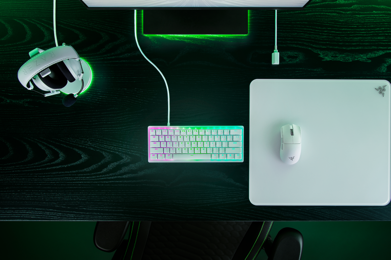 Razer Huntsman V3 Pro TKL, alb
