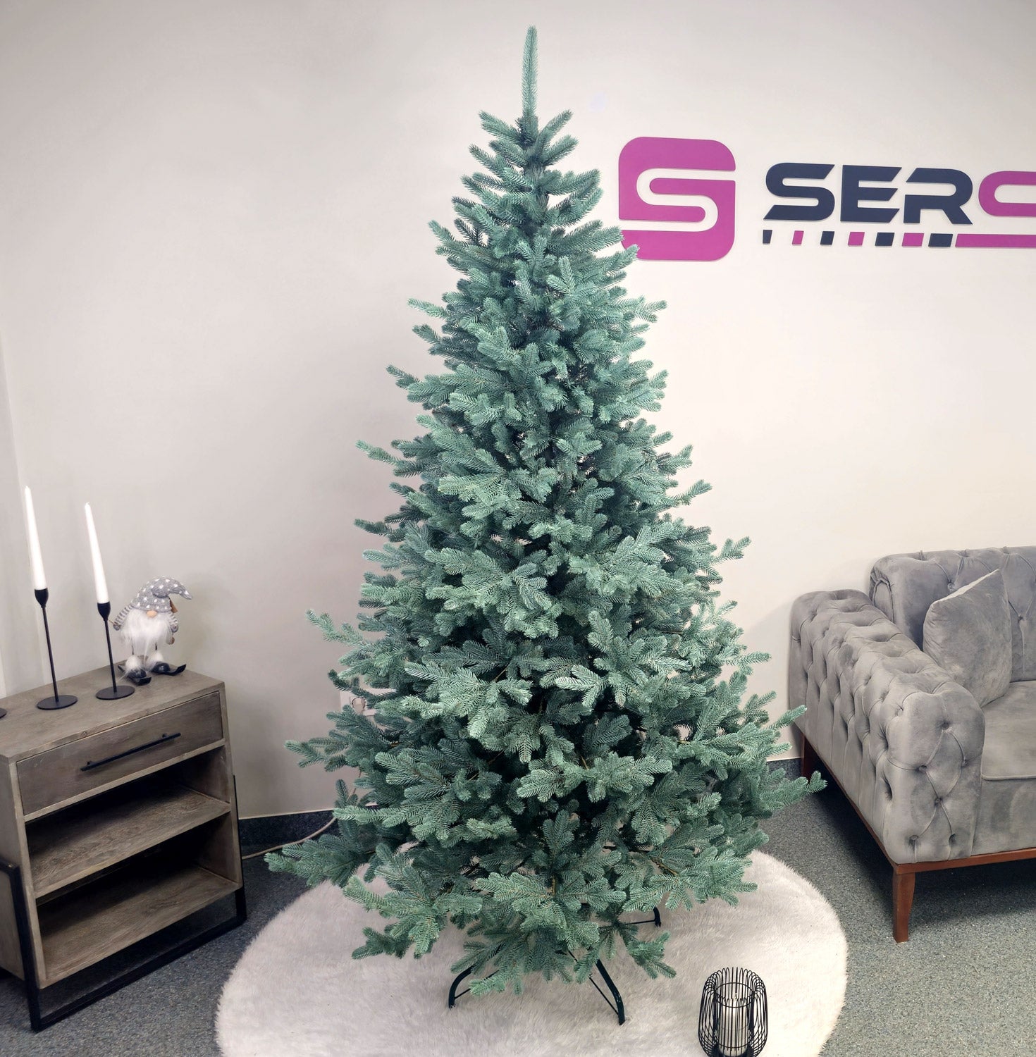 Brad artificial Christmas Deluxe by Sersimo, Viena Select argintiu, integral 3D, 210cm
