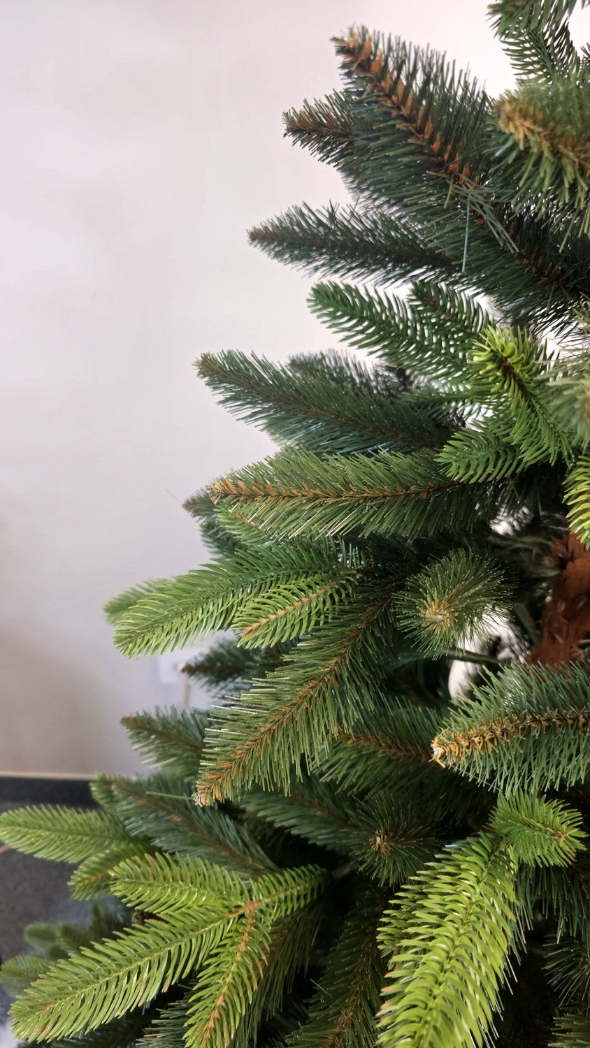 Brad artificial Christmas Deluxe by Sersimo, Victoria Special, 2D+3D, 180cm